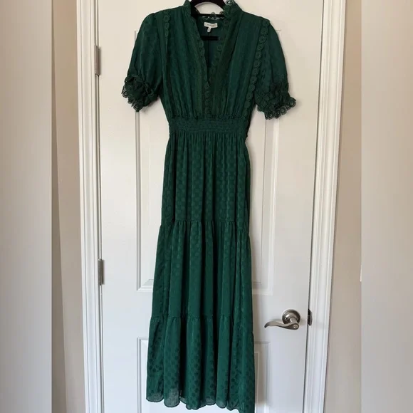 Max Studio emerald green tiered dress - Picture 2 of 12